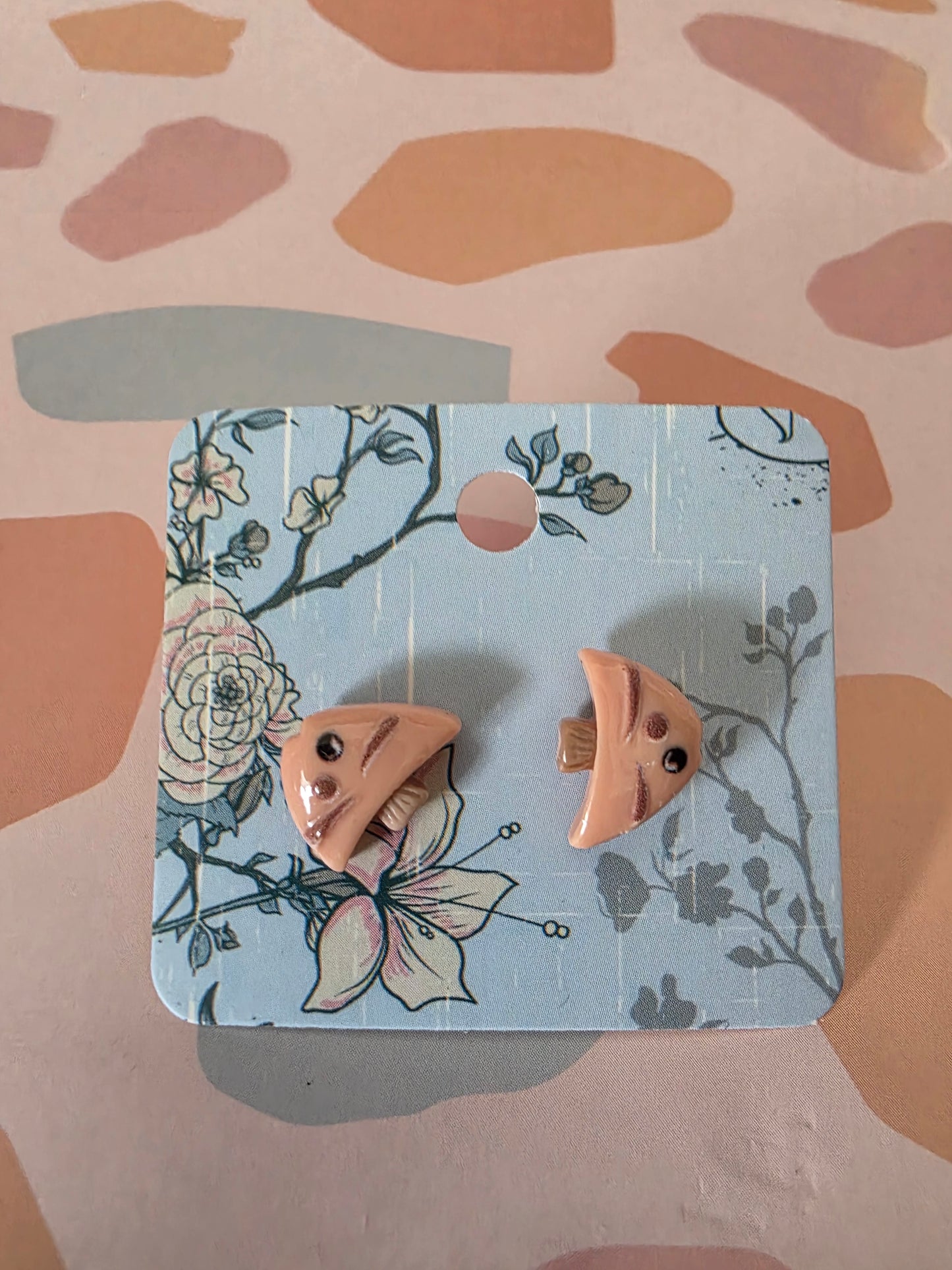 Small angelfish studs