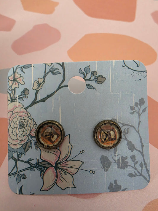 Small clock studs