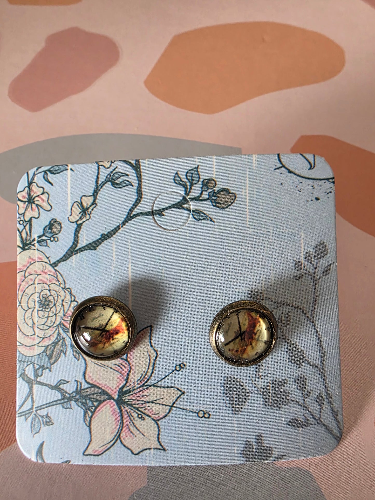 Small clock studs