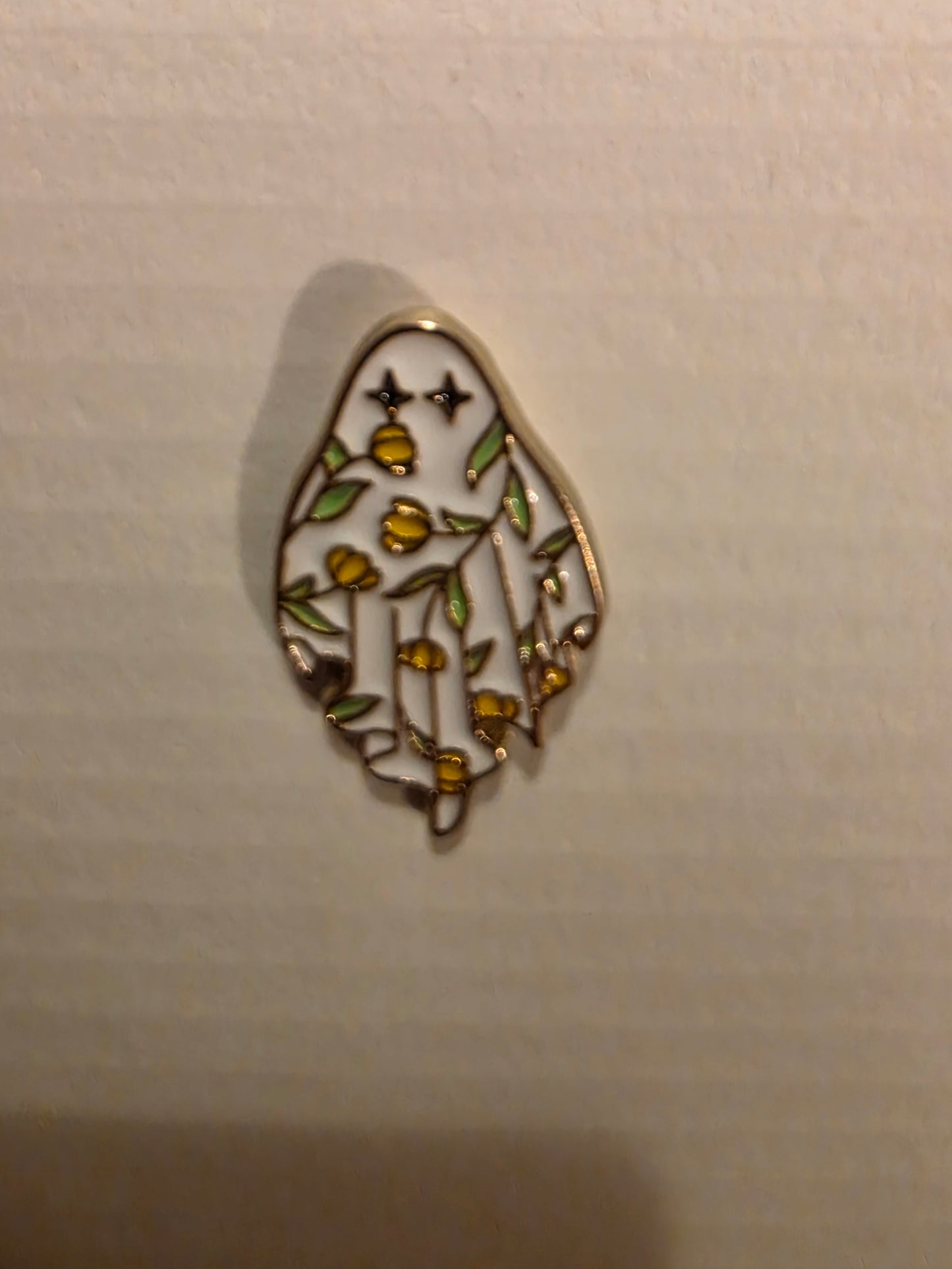Pin - Ghost