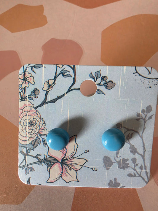 Small gem studs