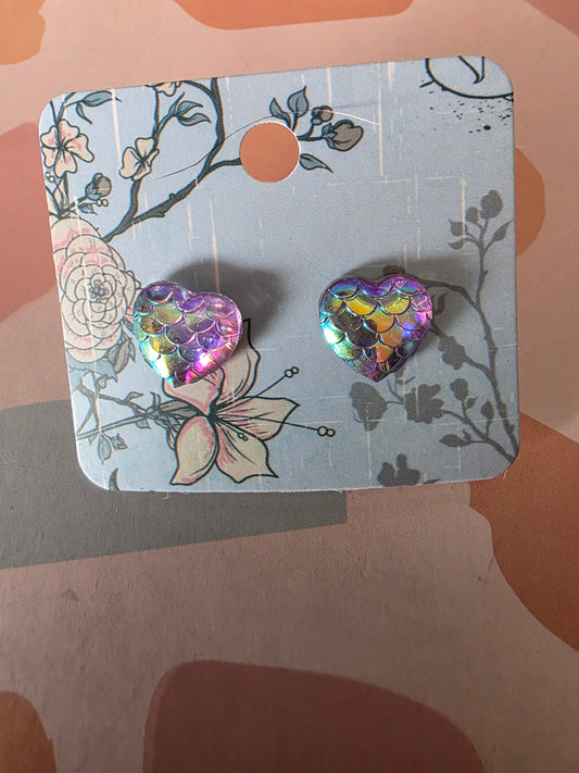 Small heart studs