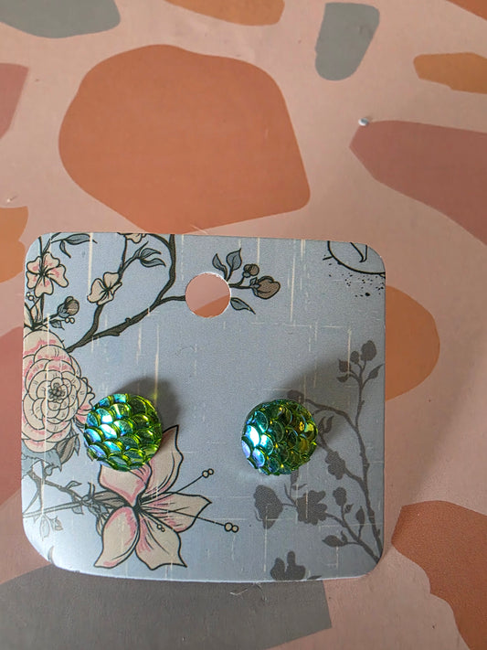Small round studs