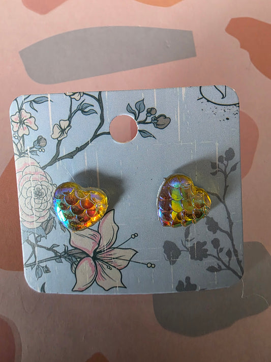 Small heart studs