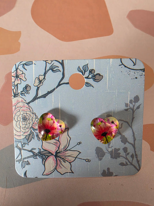Small heart studs