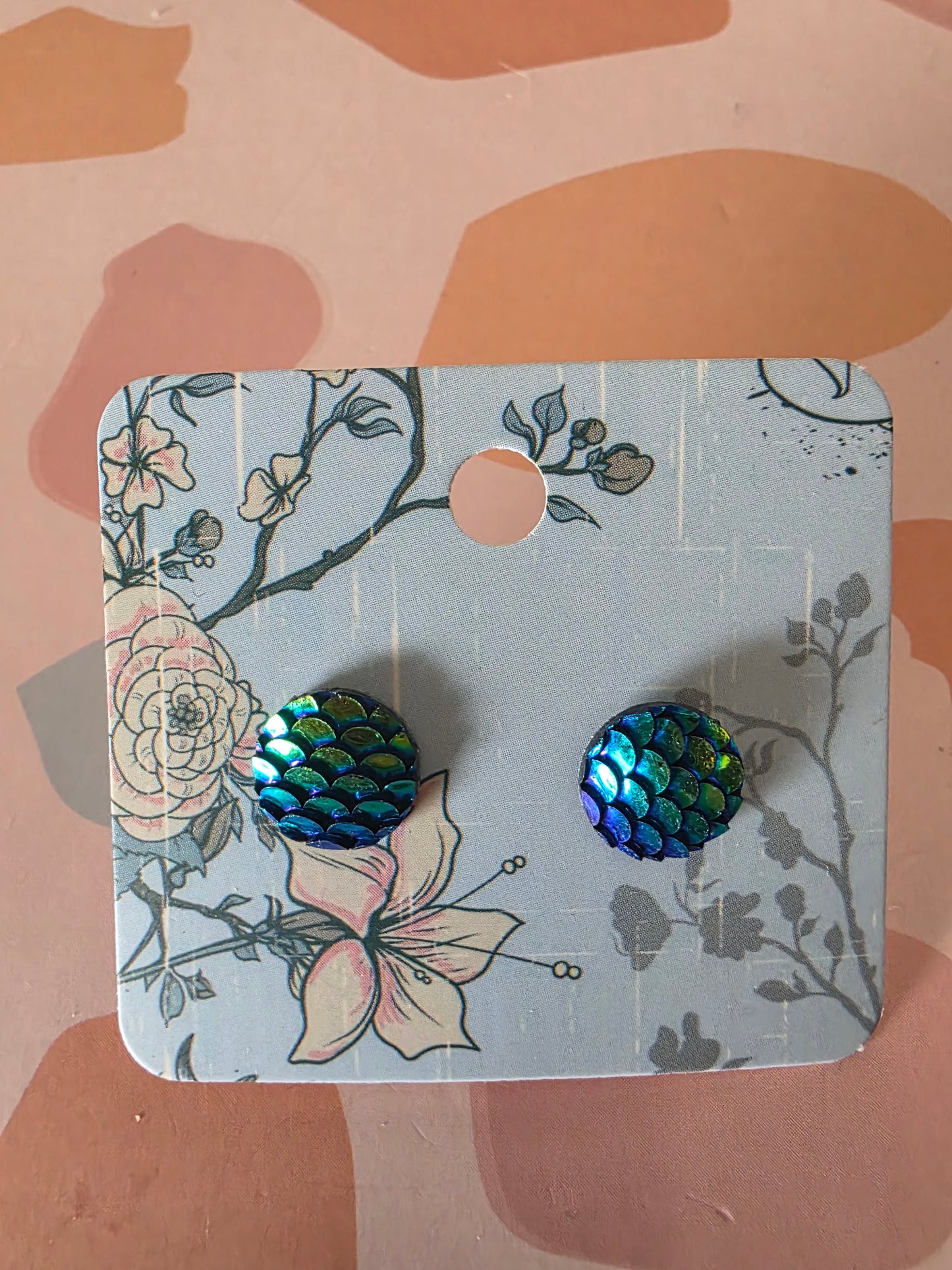 Small round studs